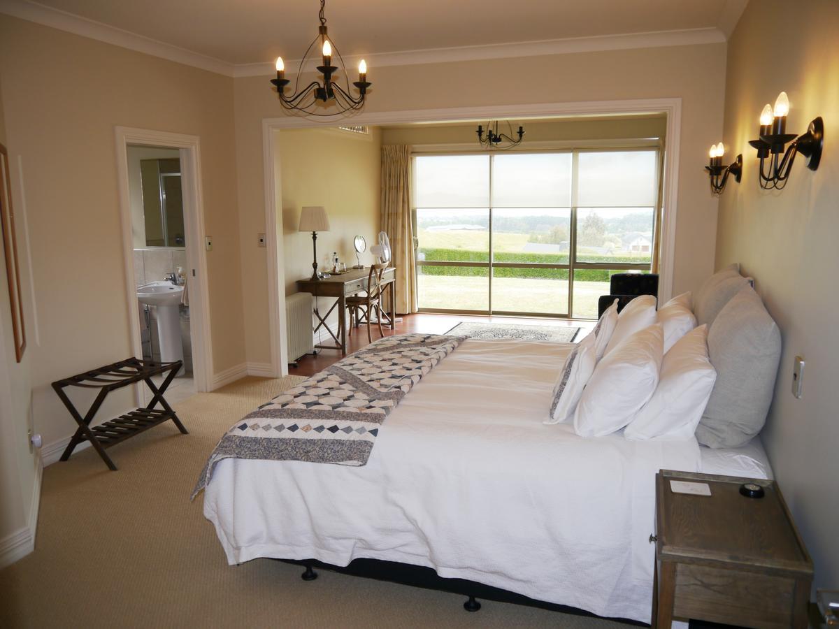 Country Lodge Kinloch Таупо Экстерьер фото