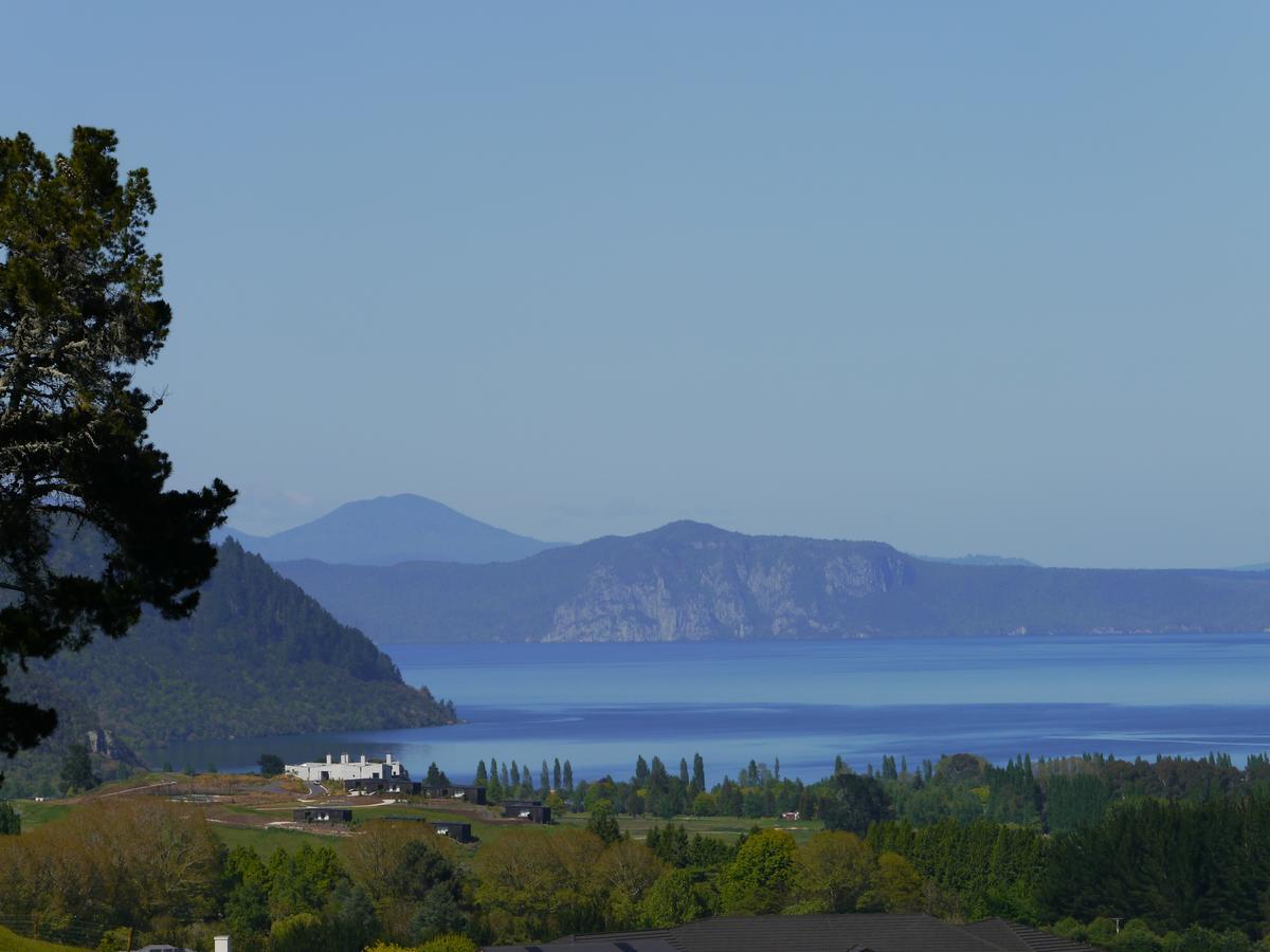 Country Lodge Kinloch Таупо Экстерьер фото